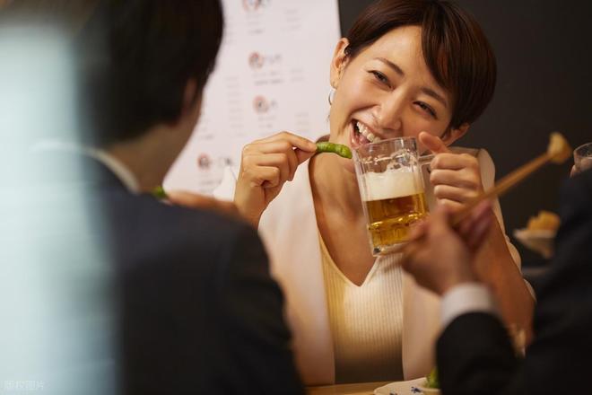 子望而却步 女子：每次都是花我的钱新葡京江苏31岁女子相亲见面3次男(图2)